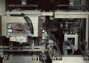 色んな目的で使用できるコンテナの提供